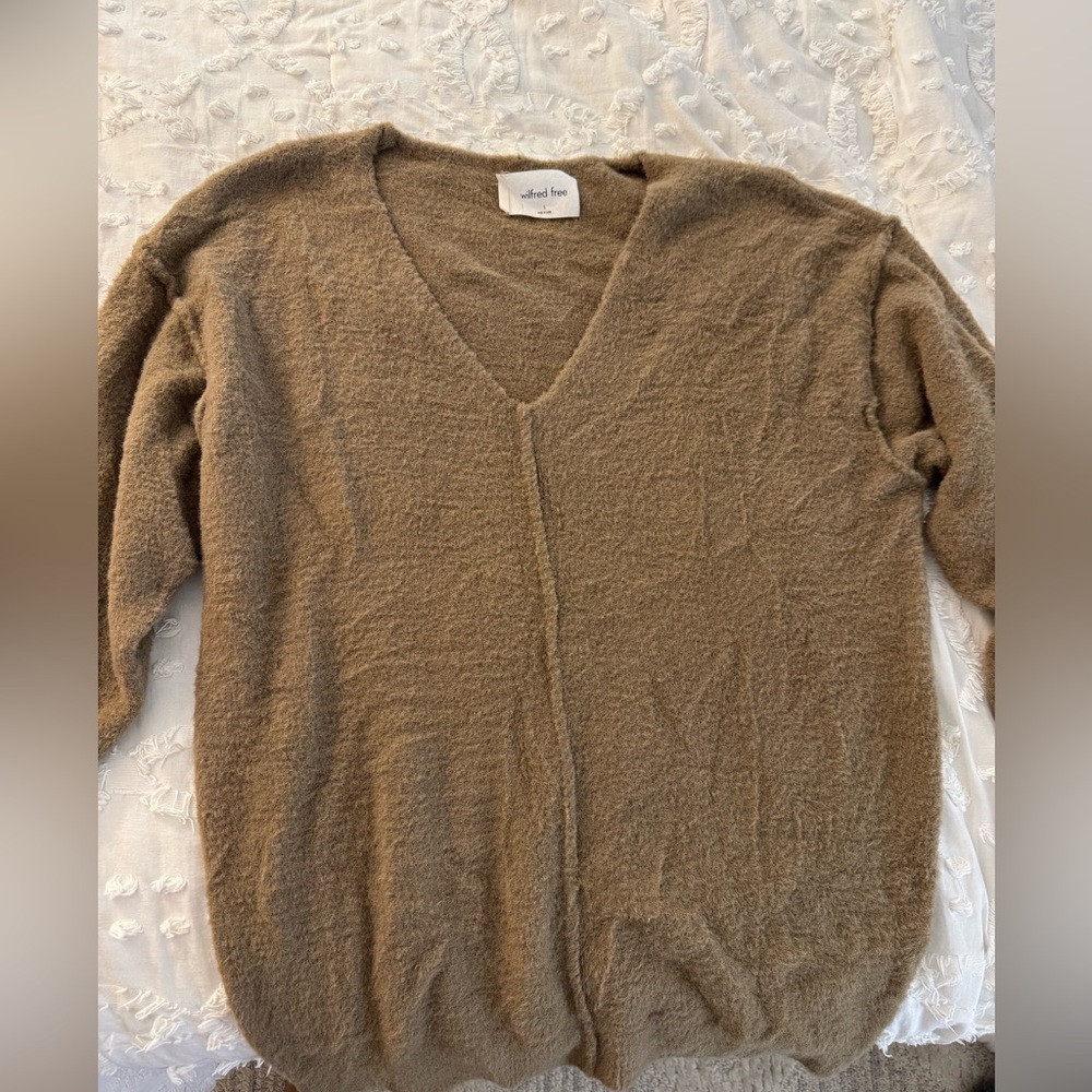 Aritzia Wilfred Tan V-Neck Sweater